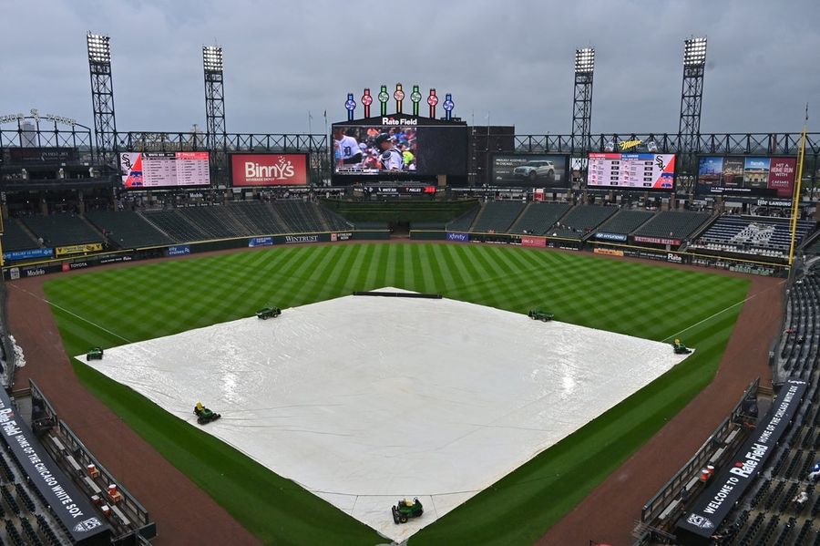 White Sox home opener vs. Jays postponed to Friday