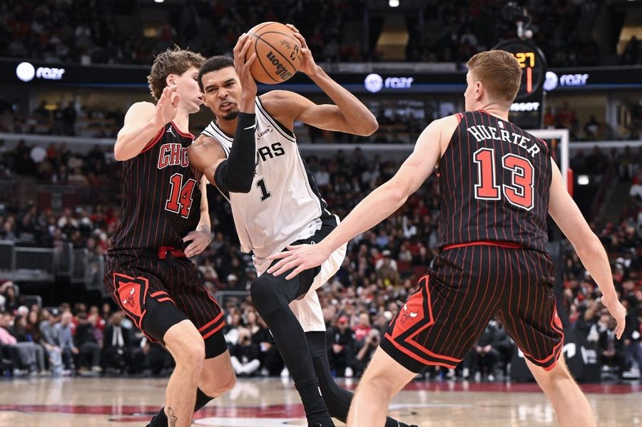 Spurs’ juggernaut returns home to host reeling Bulls