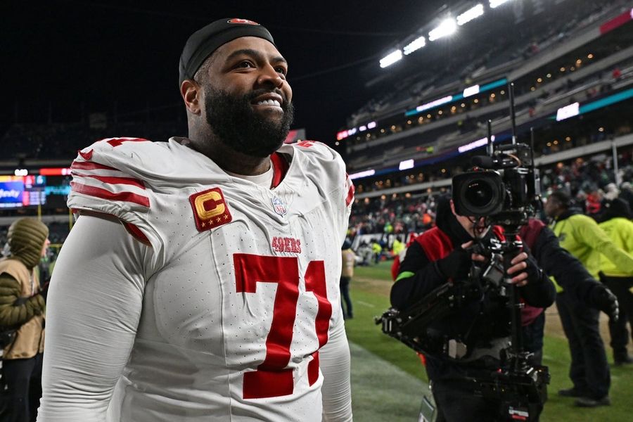 Report: 49ers decline option bonus for LT Trent Williams