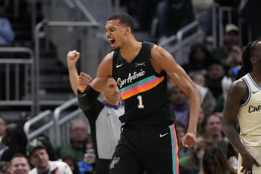 Sizzling Spurs have lofty target heading into match with Warriors