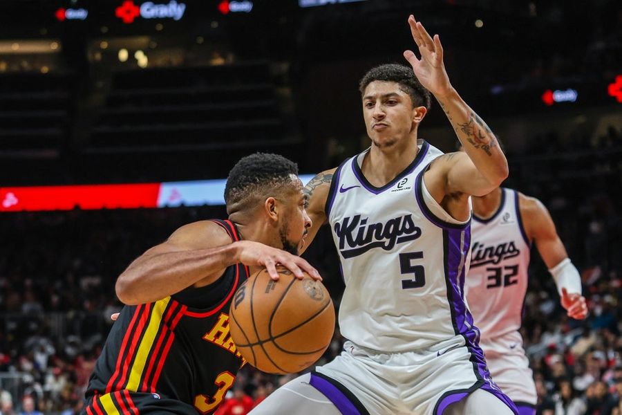 Kings vie for elusive road win in visit to spiraling Nets   