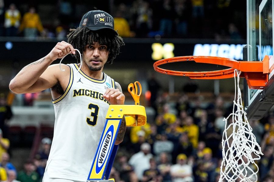 Michigan starting G Elliot Cadeau hit with medical situation