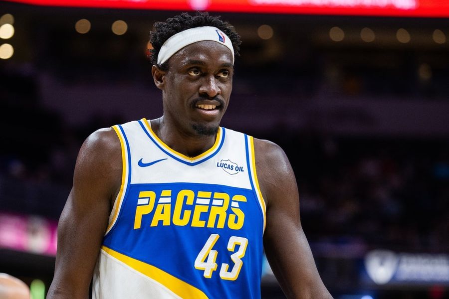 Pacers seek rare road success against sinking Bulls