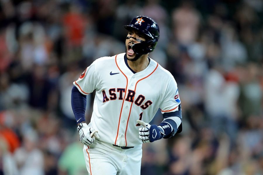 Red Sox fall short late as Astros sweep series